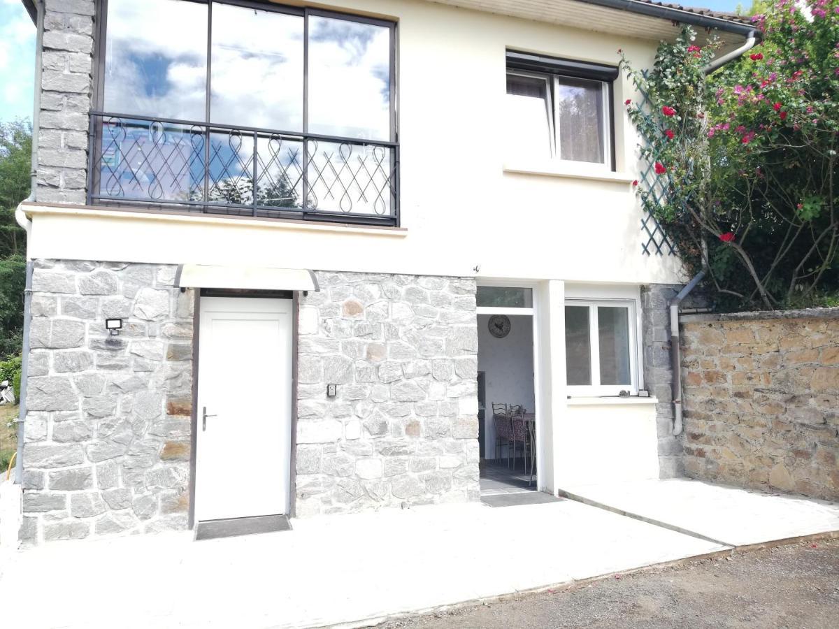 Du Coq A L'Ame Bed & Breakfast Naves  Exterior photo